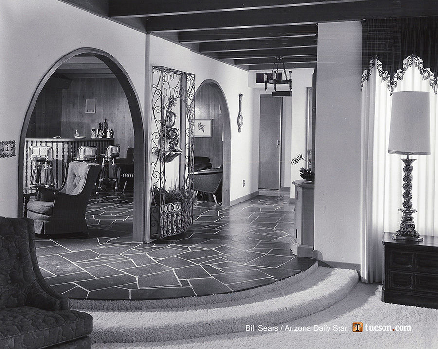 1965 ÃÛèÖÖ±²¥ home photos: House oriented to climate and Southwest
